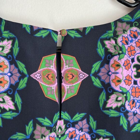 J Crew Women’s Geometric Medallion Print Short Sleeve Gallery Shift Dress Size 6 - Picture 10 of 10